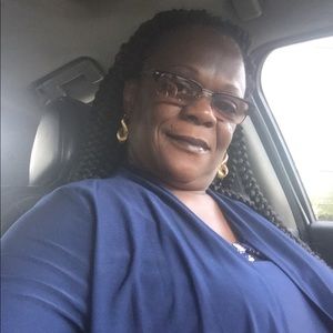 Meet your Posher, Lennette